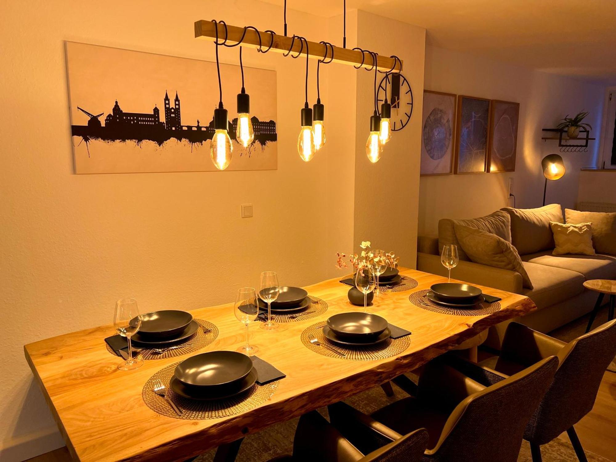Main Cozy Casa Am Ringpark Free Parking Leilighet Würzburg Eksteriør bilde